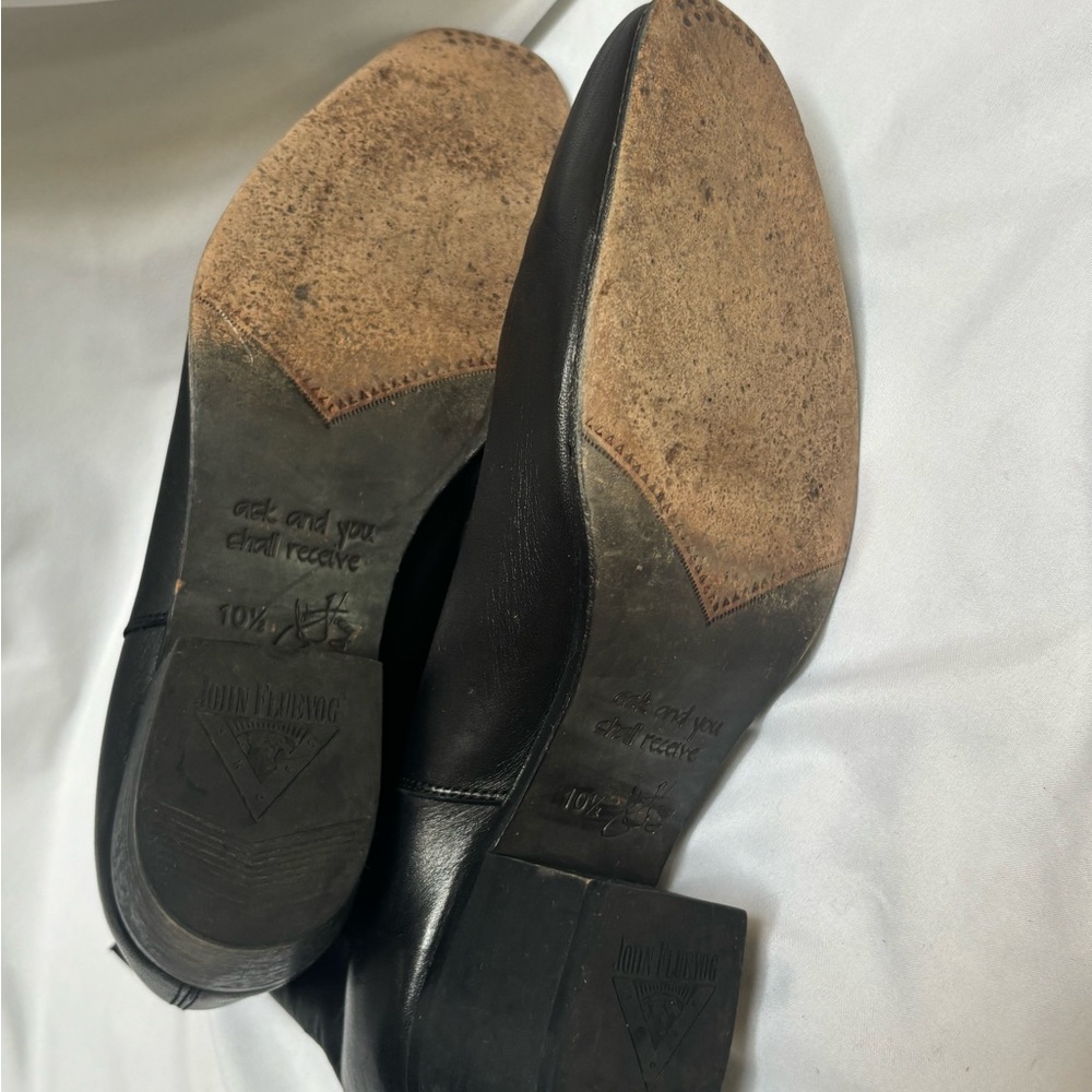 John fluevog black leather ankle boots size 10.5 low heel western minimalist - Picture 12 of 12